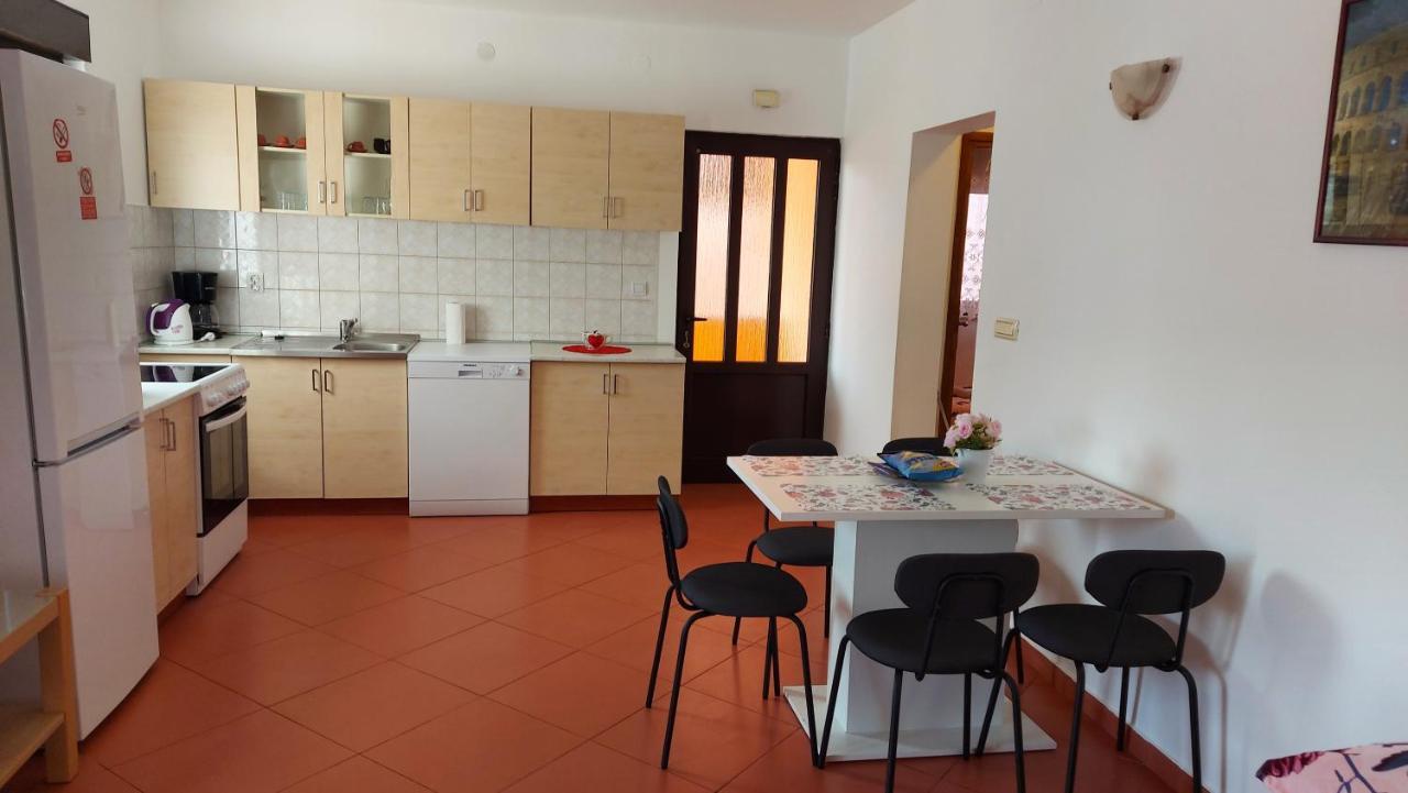 Apartmán Apartman Porat Pula Exteriér fotografie